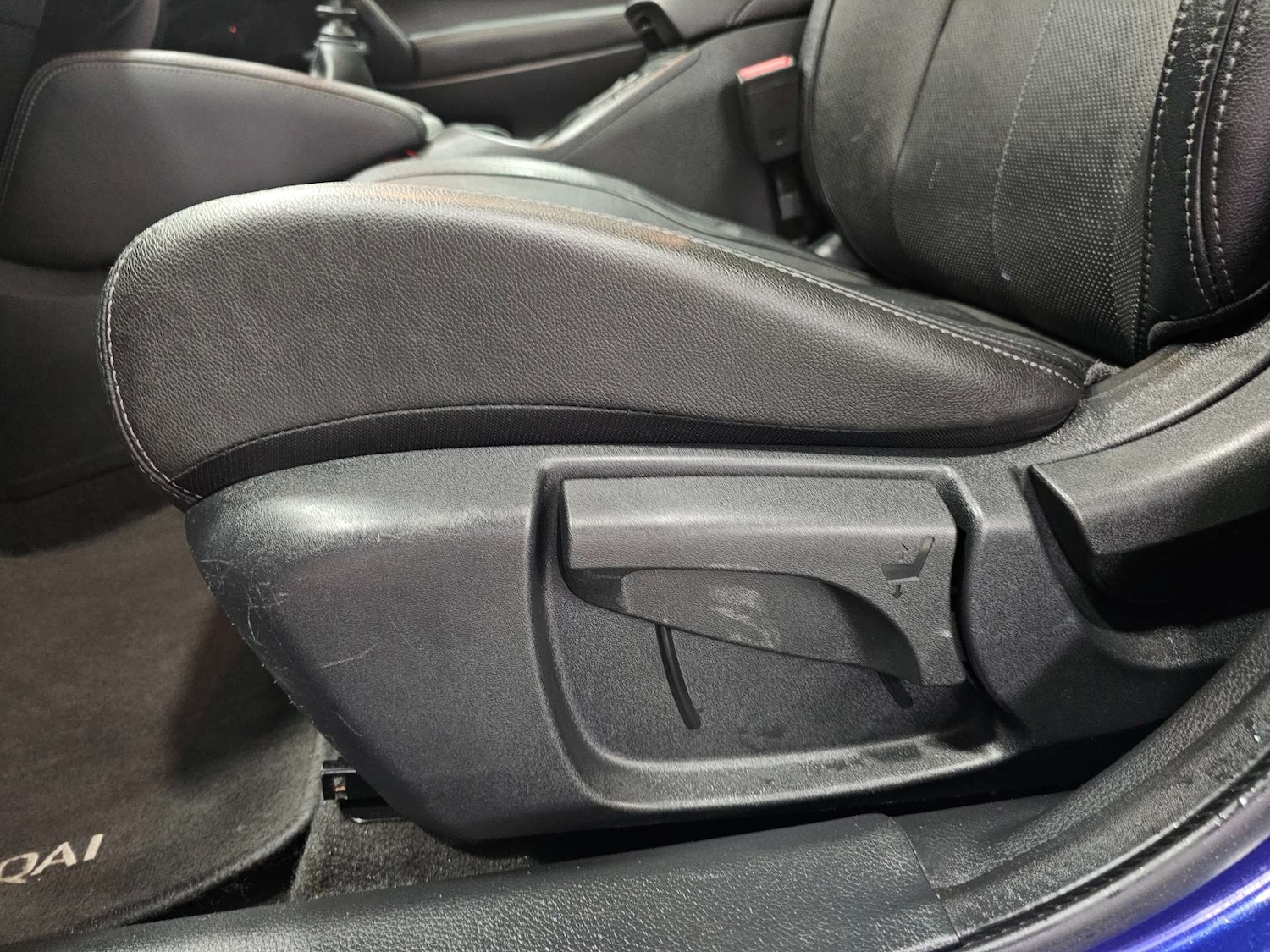 Used Nissan Qashqai 2016 for sale - 77847502: Photo 100