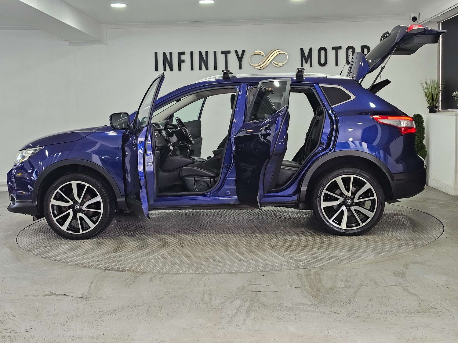 Used Nissan Qashqai 2016 for sale - 77847502: Photo 25