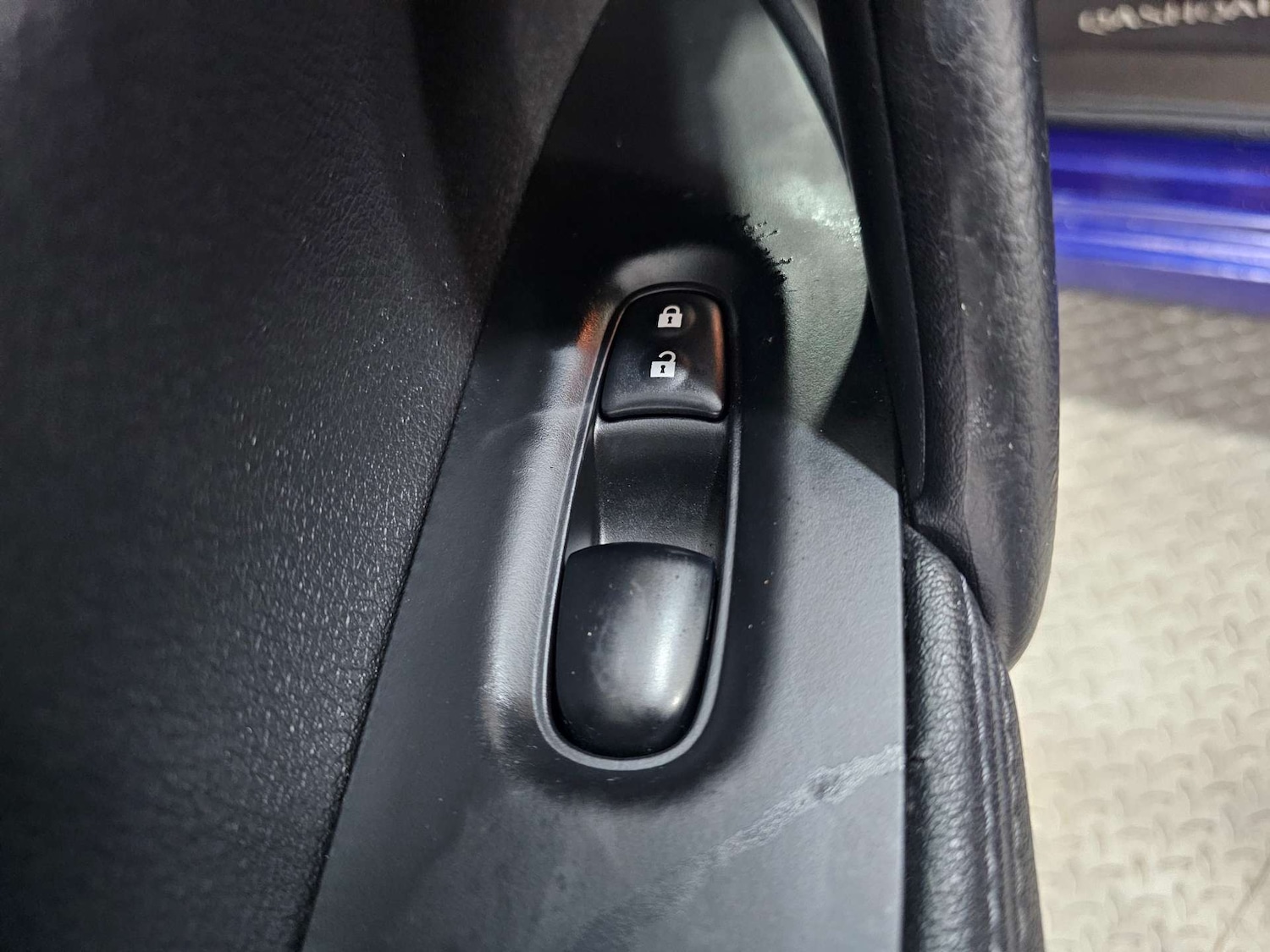 Used Nissan Qashqai 2016 for sale - 77847502: Photo 82