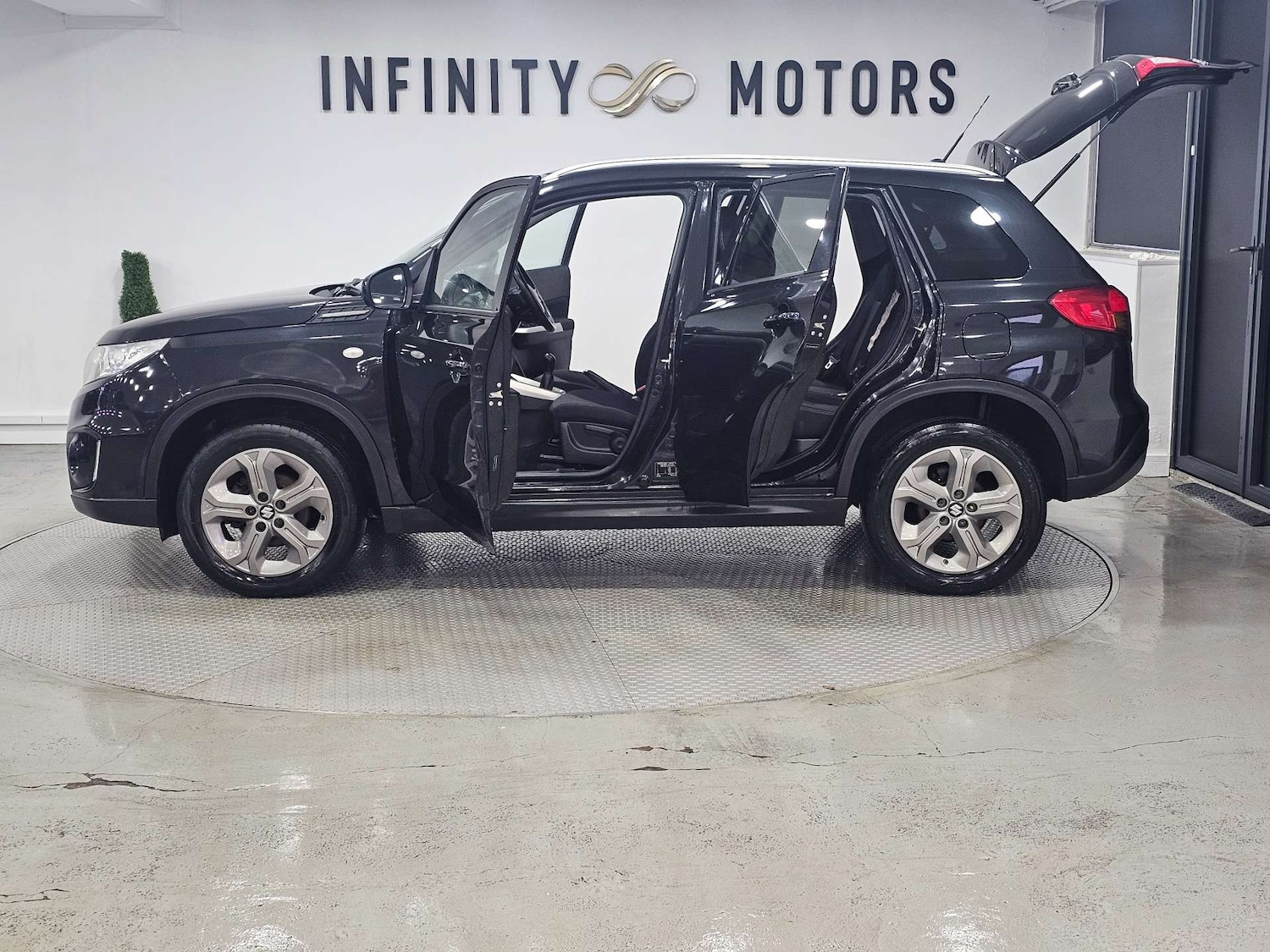 Used Suzuki Vitara 2018 for sale - 76972406: Photo 48