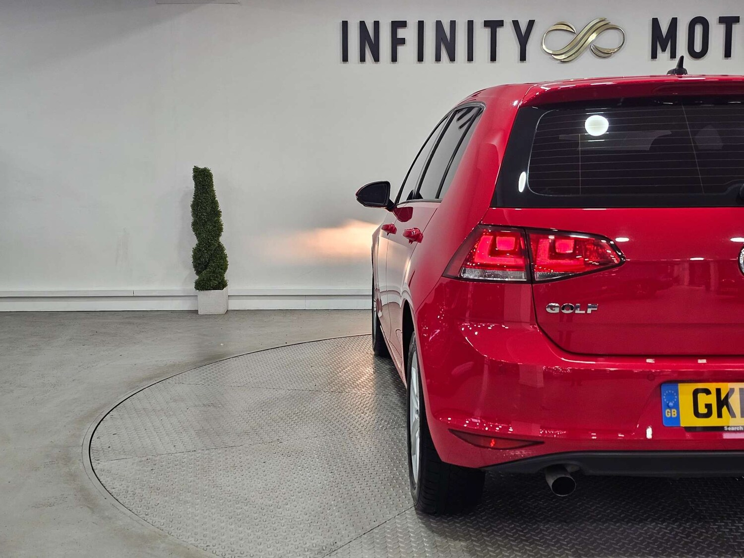 Used Volkswagen Golf 2017 for sale - 76972349: Photo 31