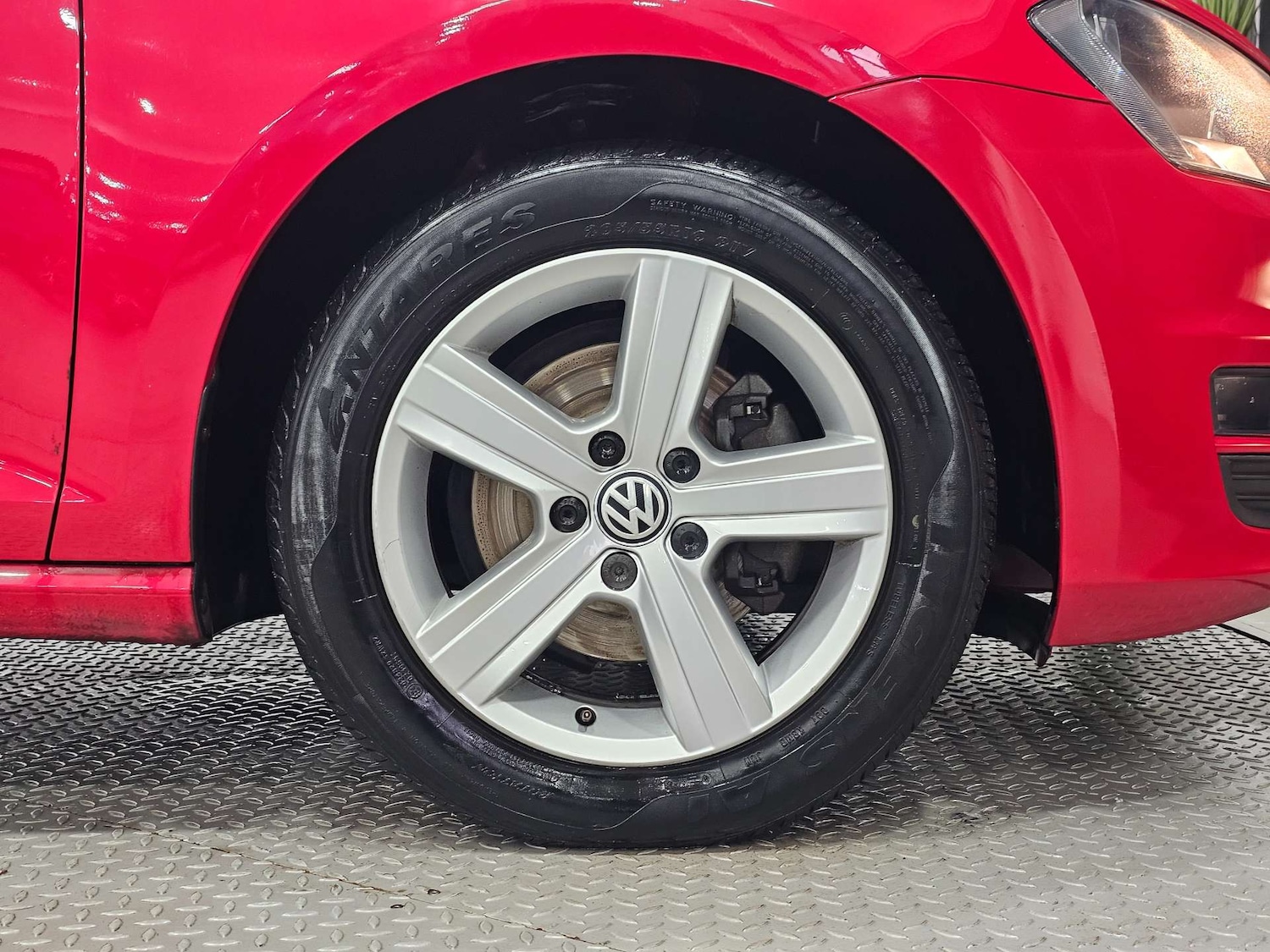 Used Volkswagen Golf 2017 for sale - 76972349: Photo 41