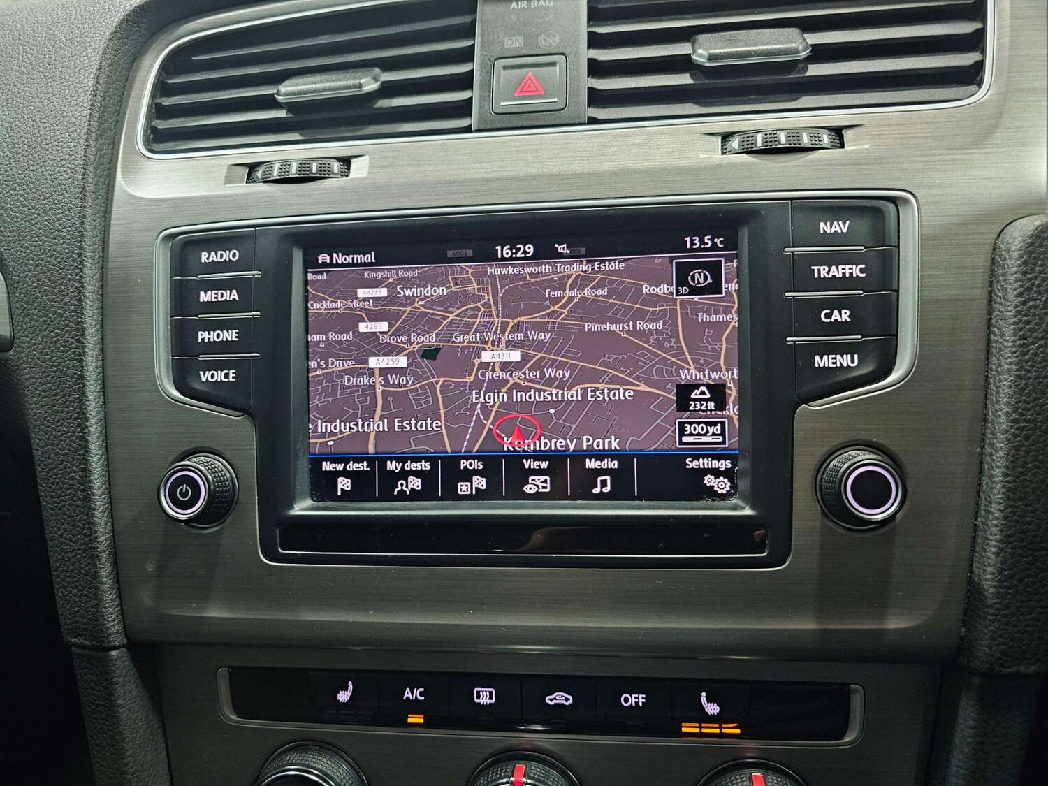 Used Volkswagen Golf 2017 for sale - 76972349: Photo 72