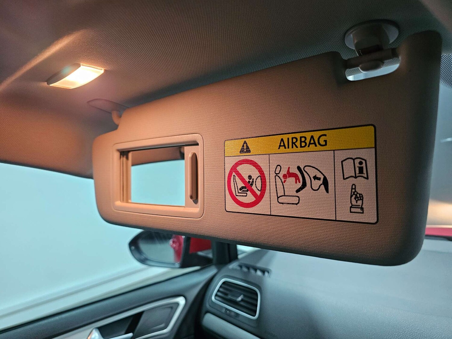 Used Volkswagen Golf 2017 for sale - 76972349: Photo 75