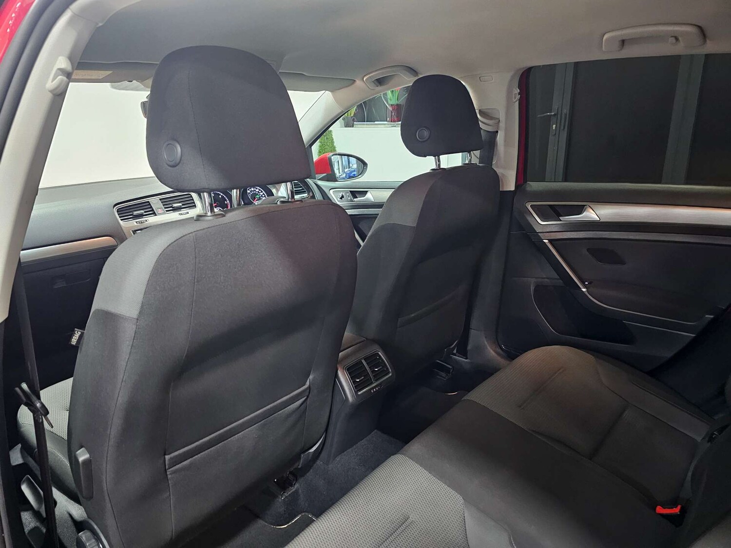 Used Volkswagen Golf 2017 for sale - 76972349: Photo 85