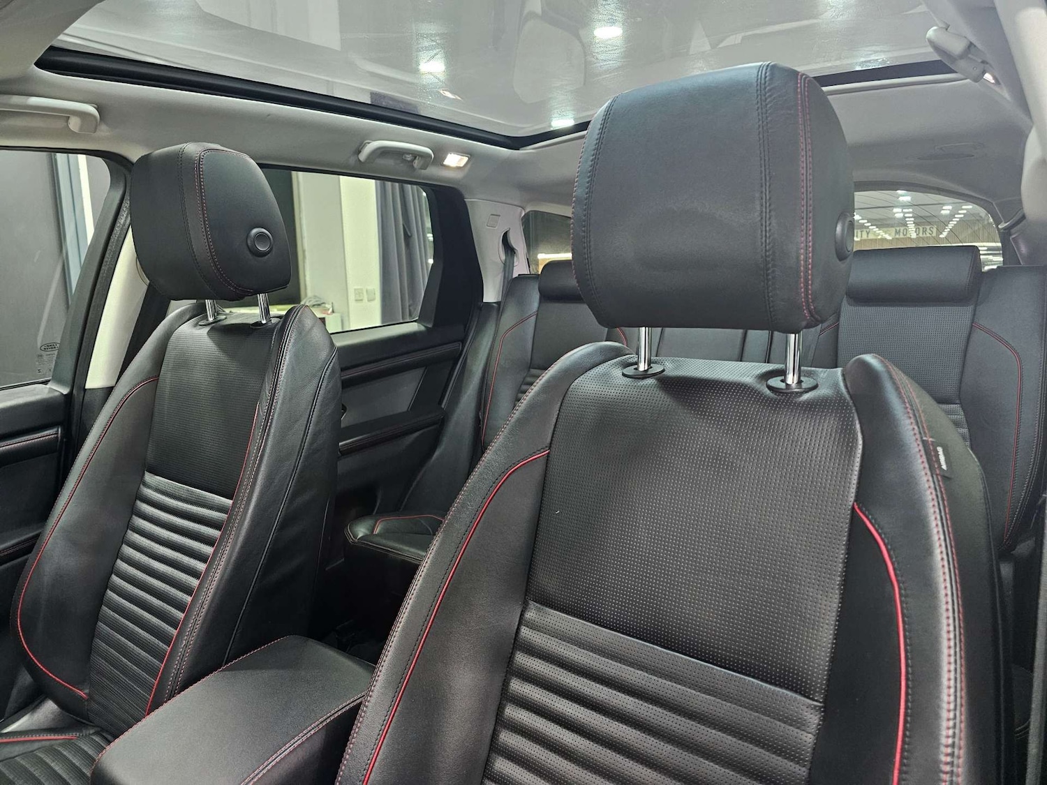 Used Land Rover Discovery Sport 2021 for sale - 76972387: Photo 100