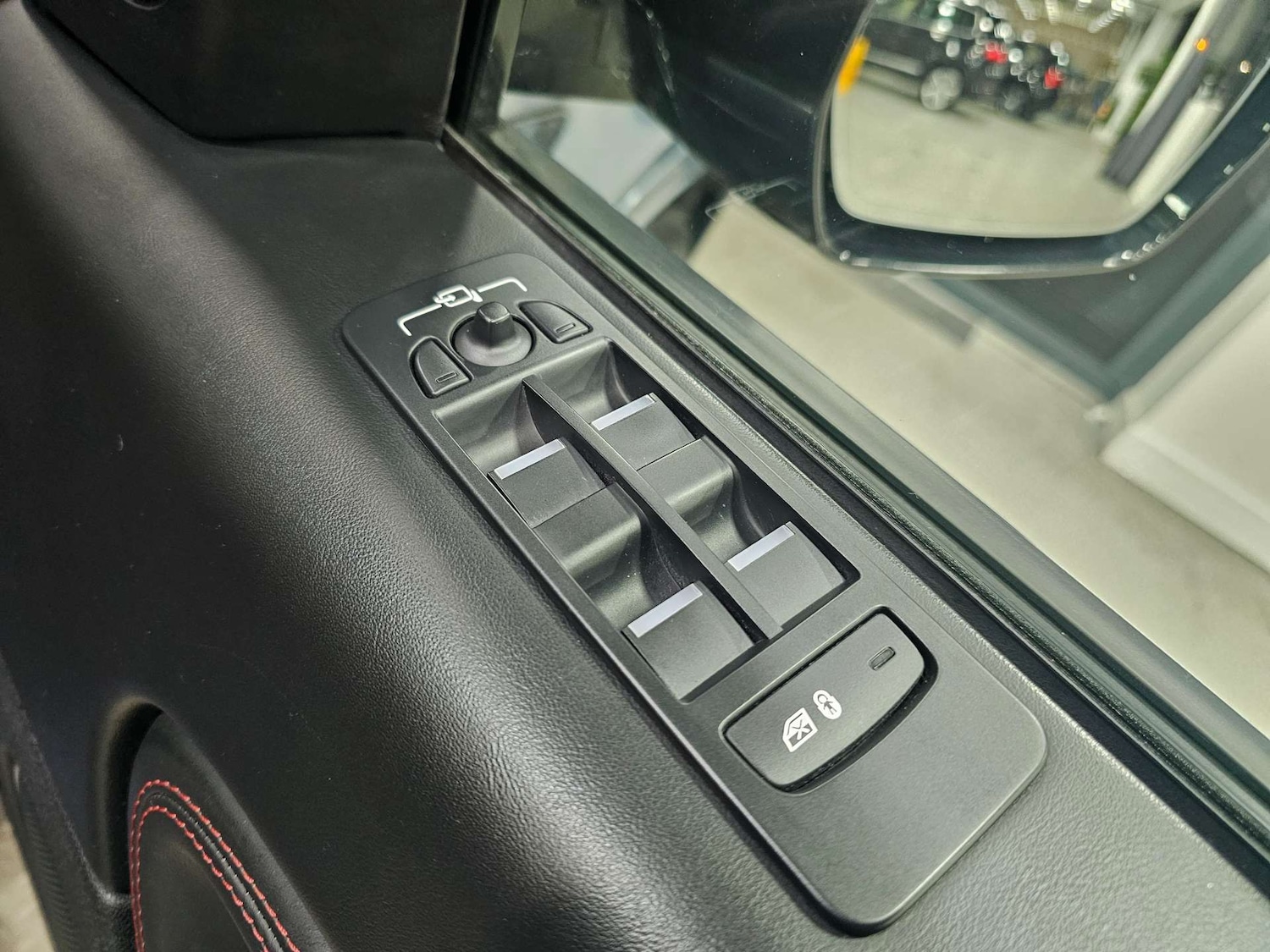 Used Land Rover Discovery Sport 2021 for sale - 76972387: Photo 24