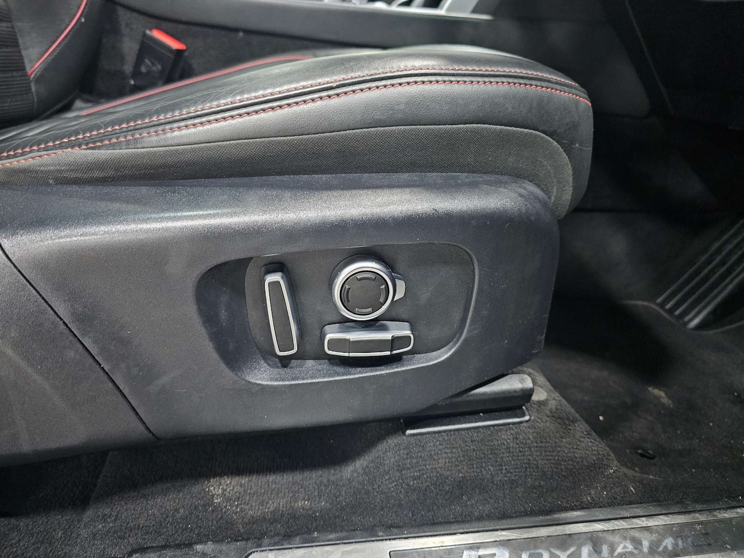 Used Land Rover Discovery Sport 2021 for sale - 76972387: Photo 29