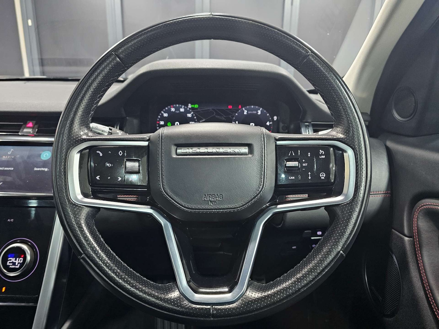 Used Land Rover Discovery Sport 2021 for sale - 76972387: Photo 31