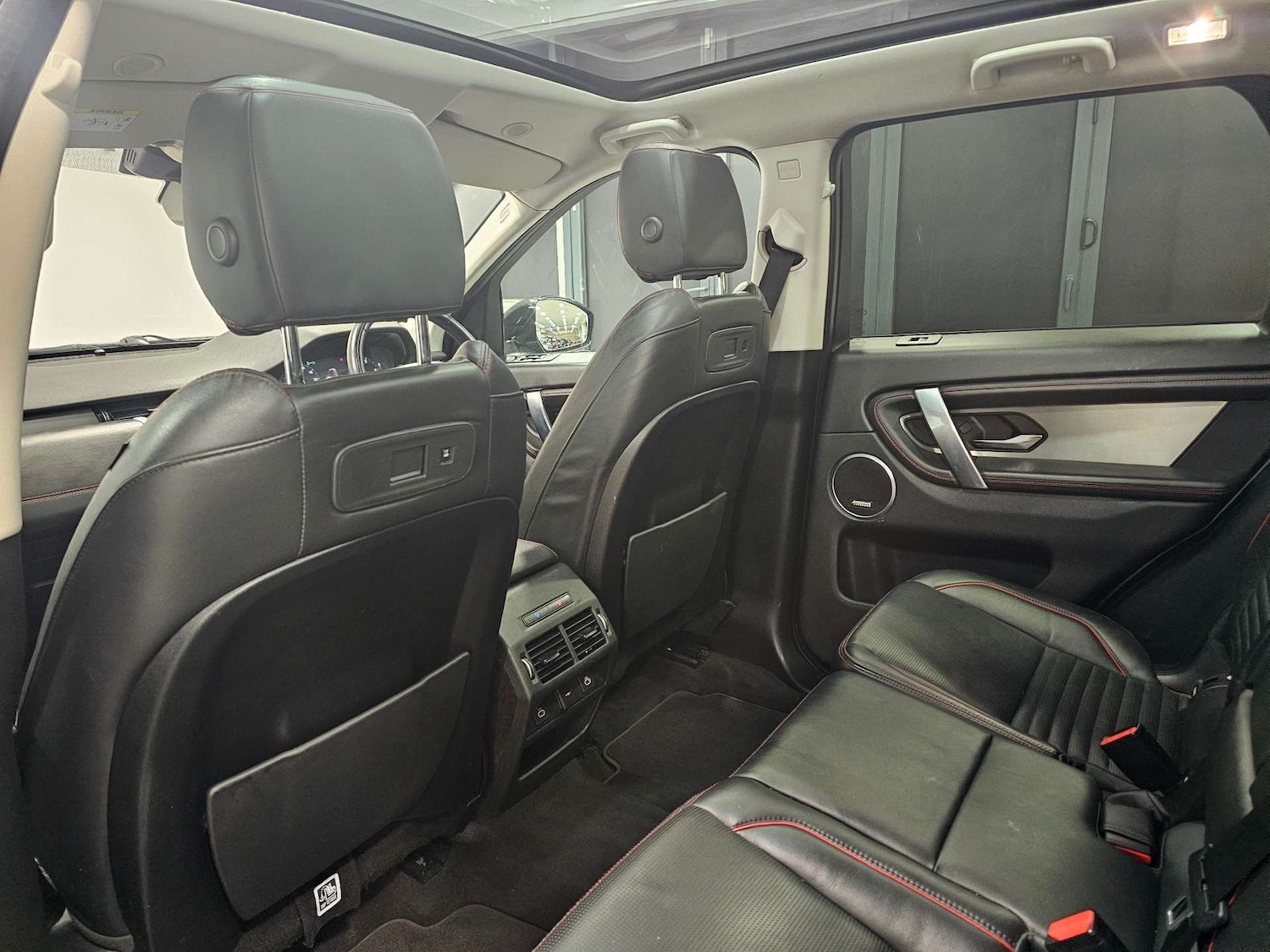 Used Land Rover Discovery Sport 2021 for sale - 76972387: Photo 62