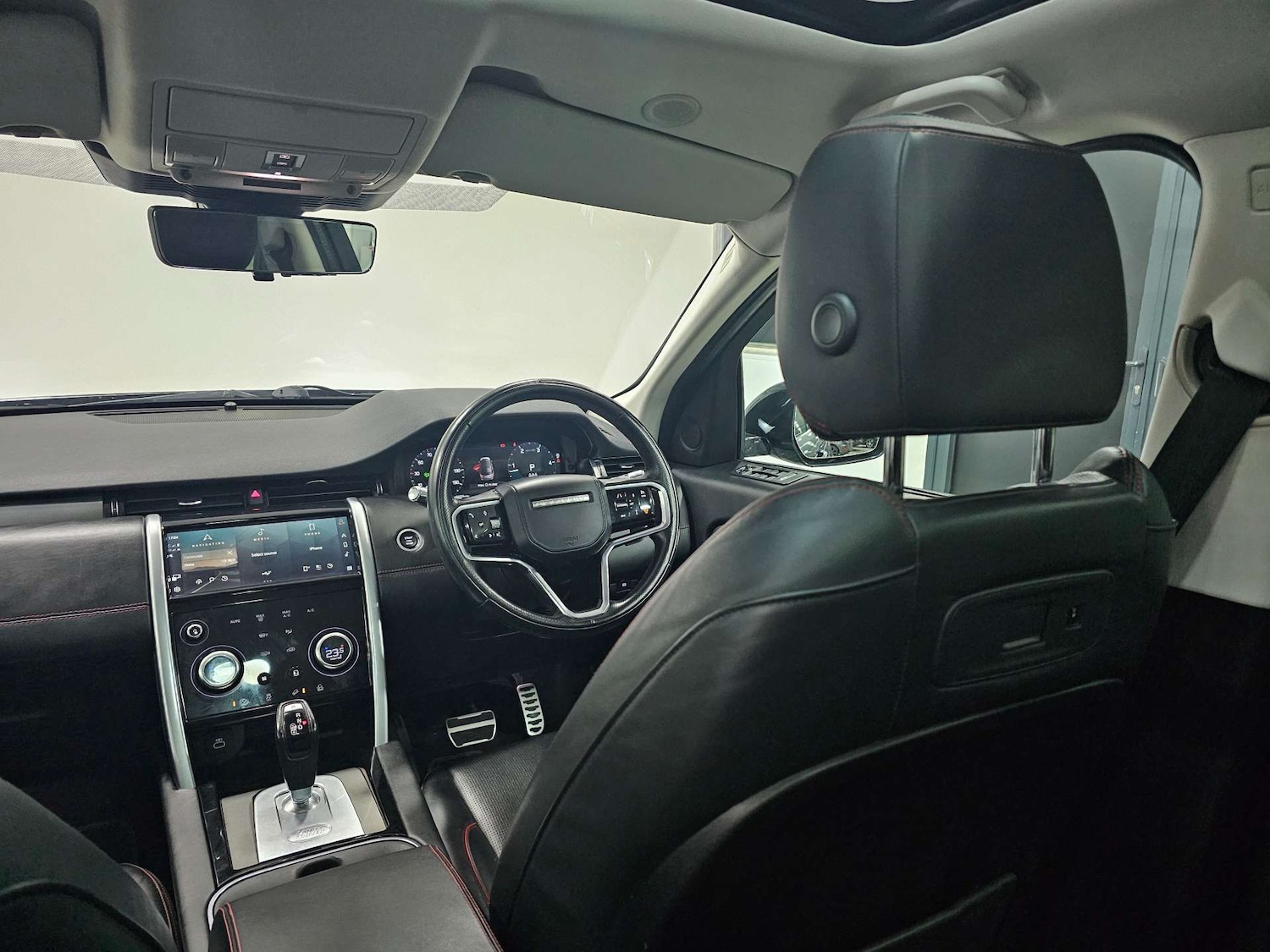 Used Land Rover Discovery Sport 2021 for sale - 76972387: Photo 64