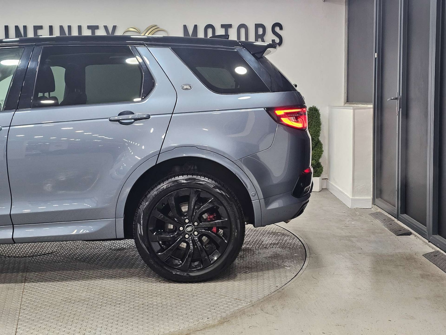 Used Land Rover Discovery Sport 2021 for sale - 76972387: Photo 80