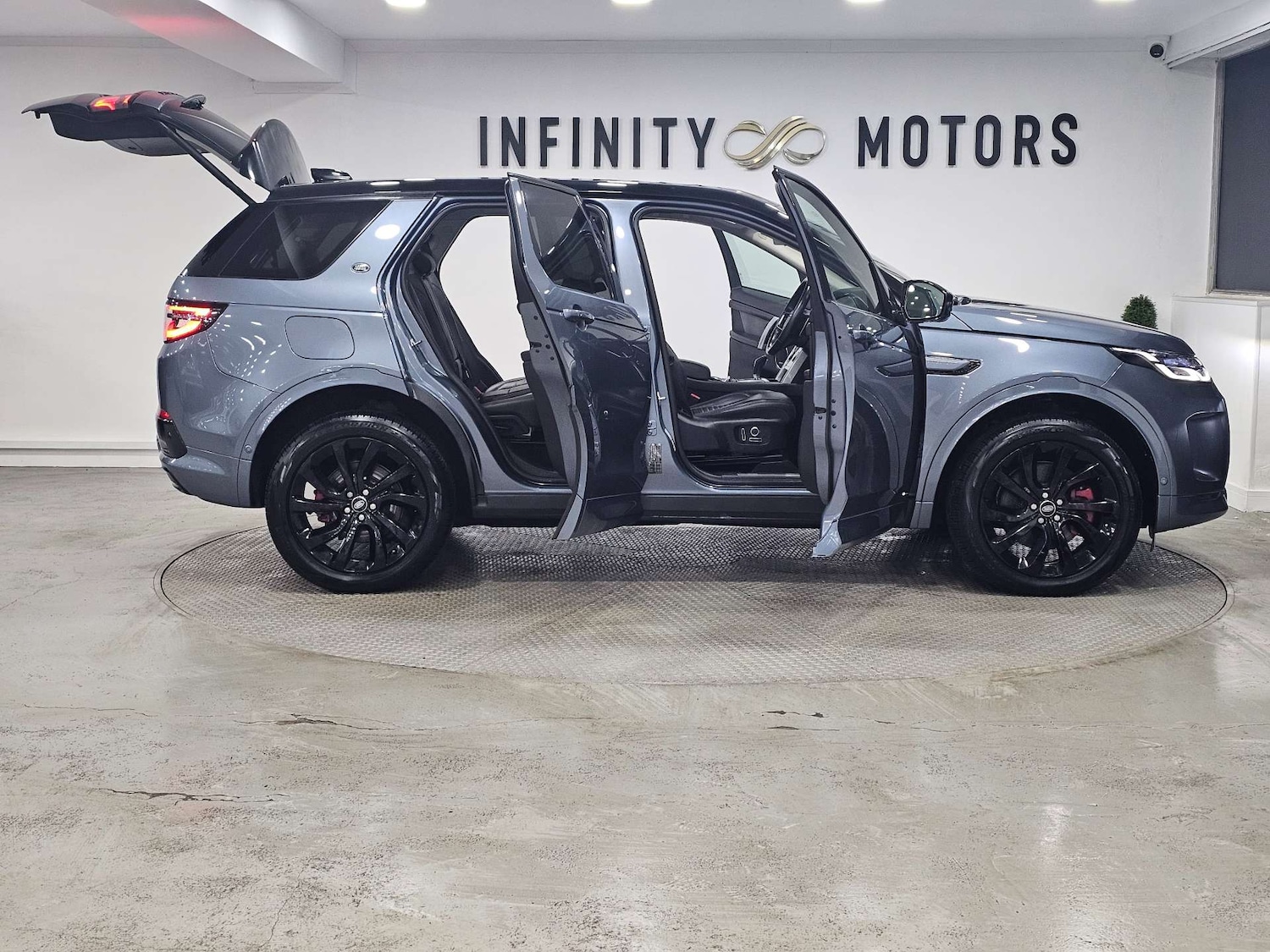 Used Land Rover Discovery Sport 2021 for sale - 76972387: Photo 85