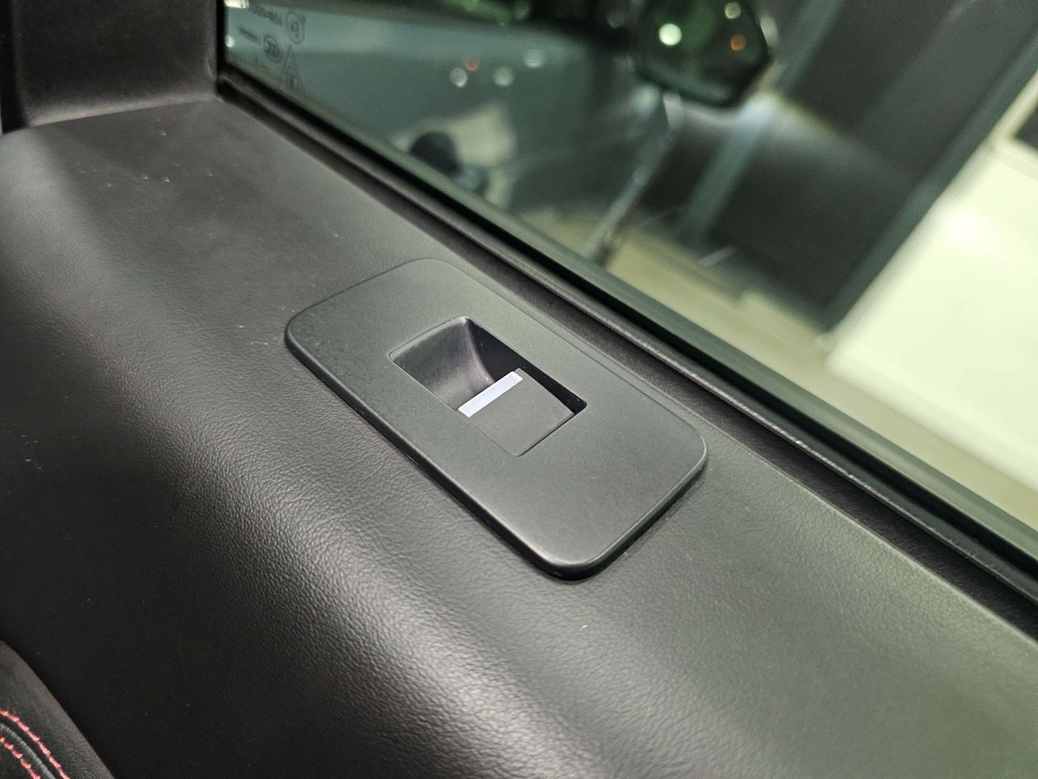 Used Land Rover Discovery Sport 2021 for sale - 76972387: Photo 87