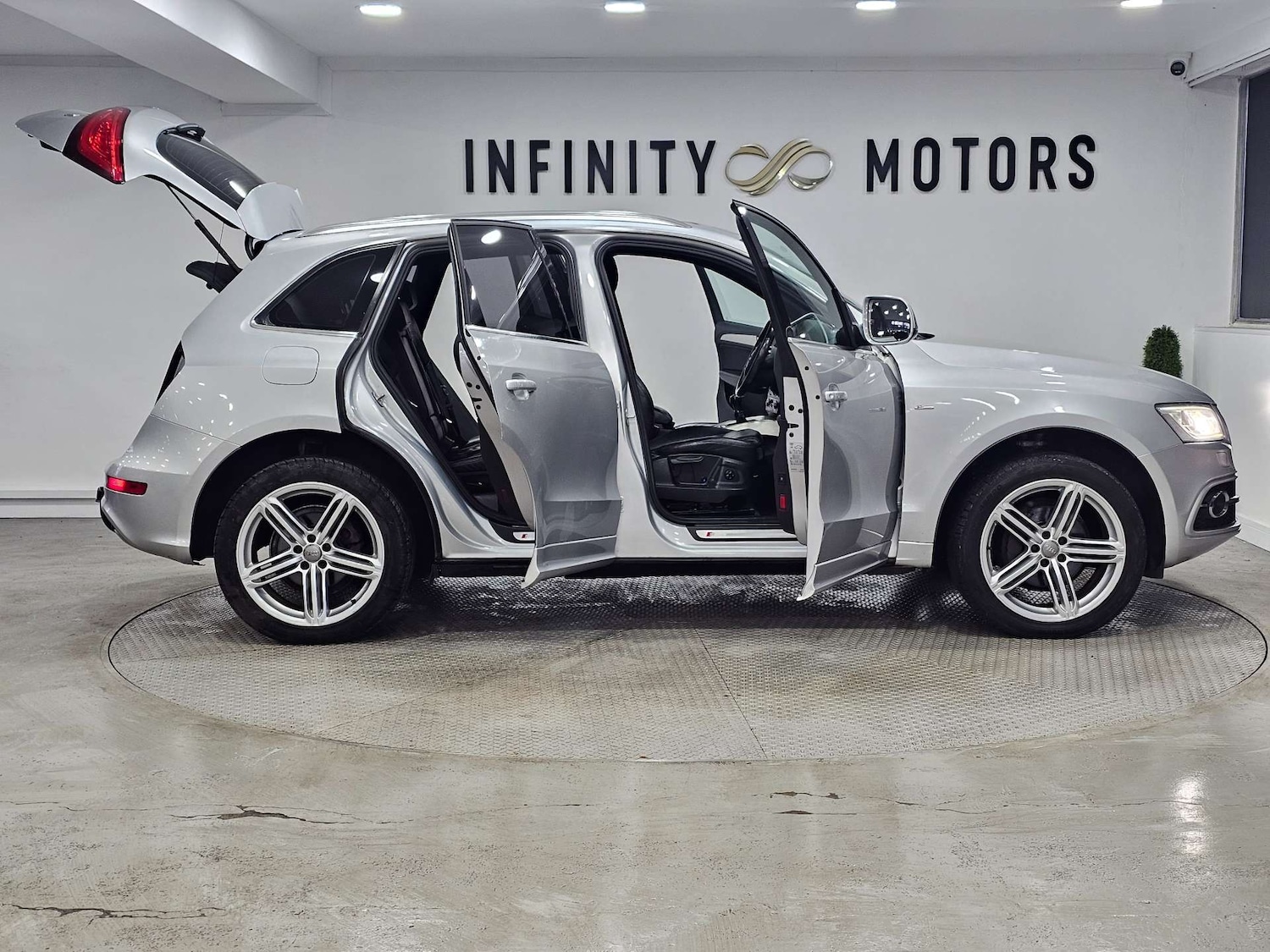 Used Audi Q5 2013 for sale - 76972446: Photo 42