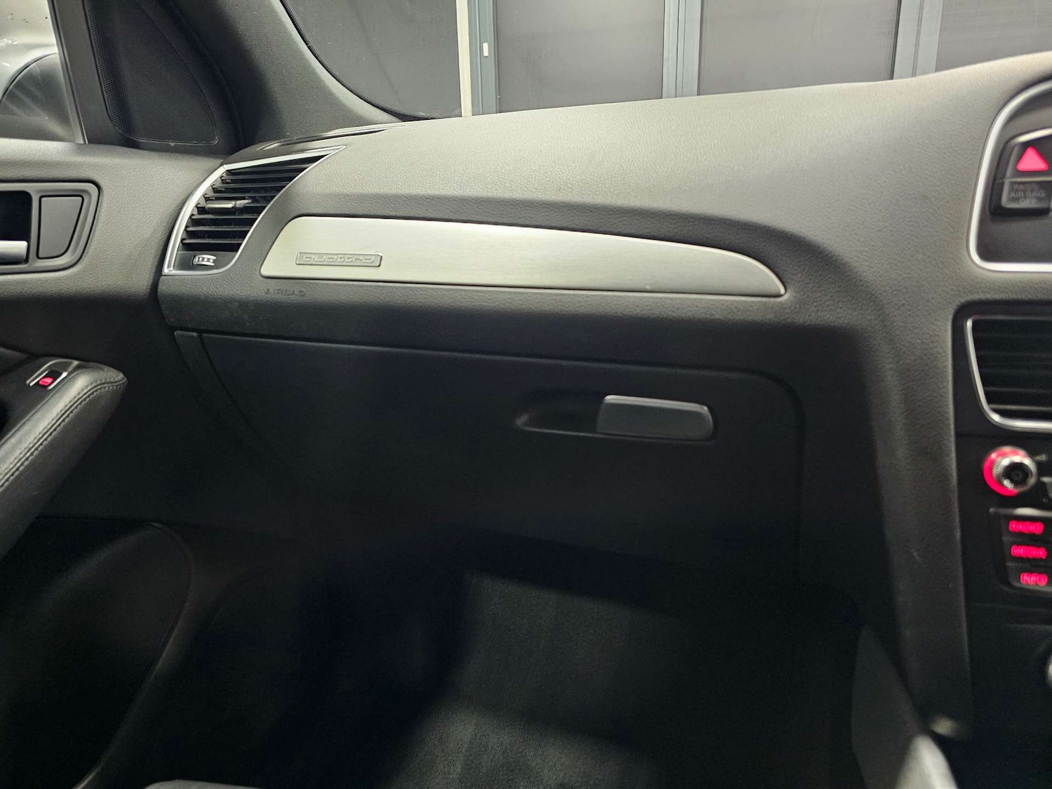 Used Audi Q5 2013 for sale - 76972446: Photo 77