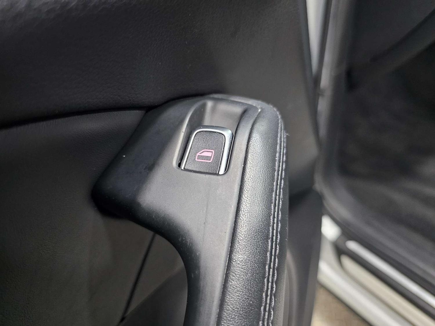 Used Audi Q5 2013 for sale - 76972446: Photo 93