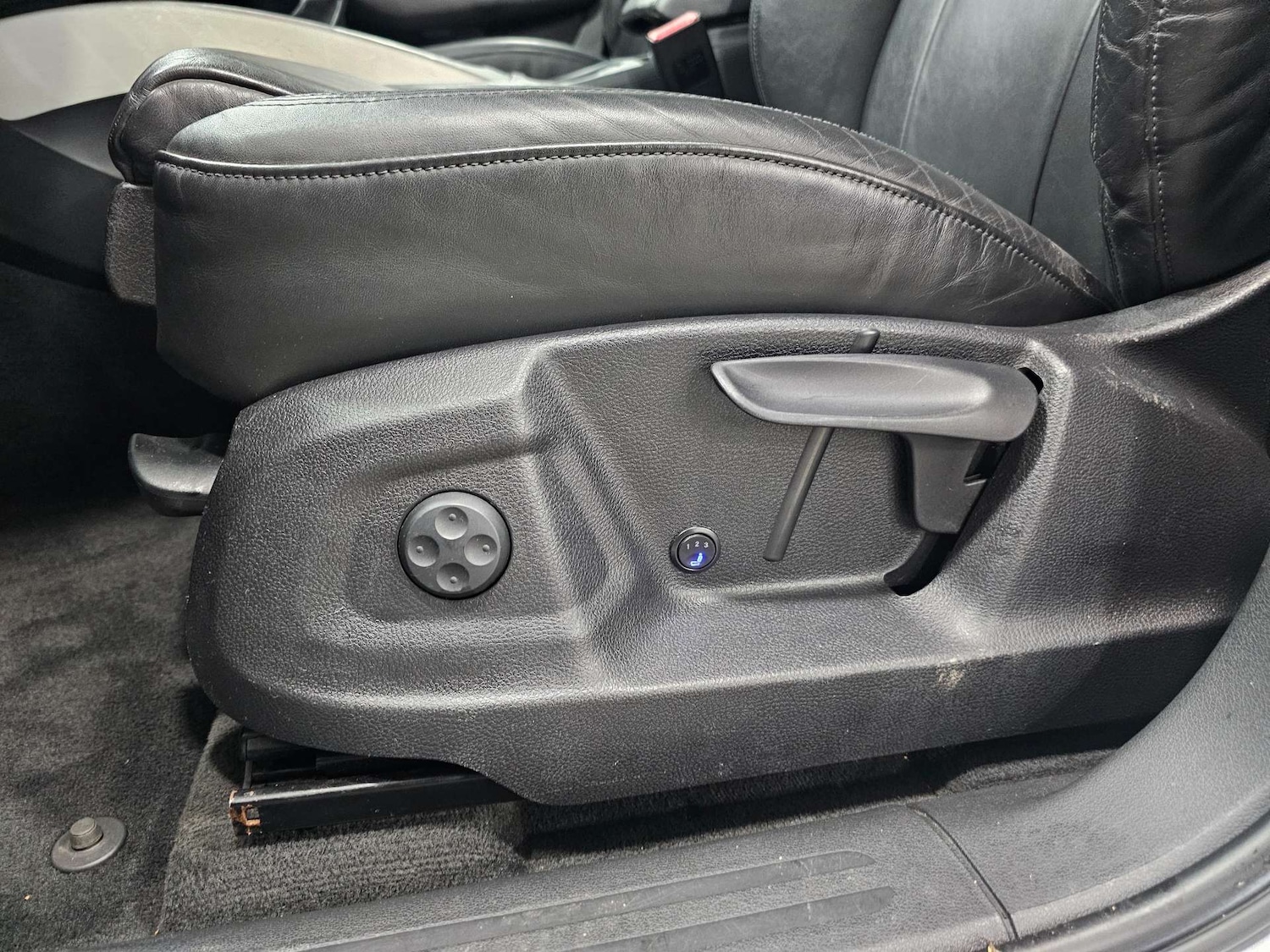 Used Audi Q5 2013 for sale - 76972446: Photo 99