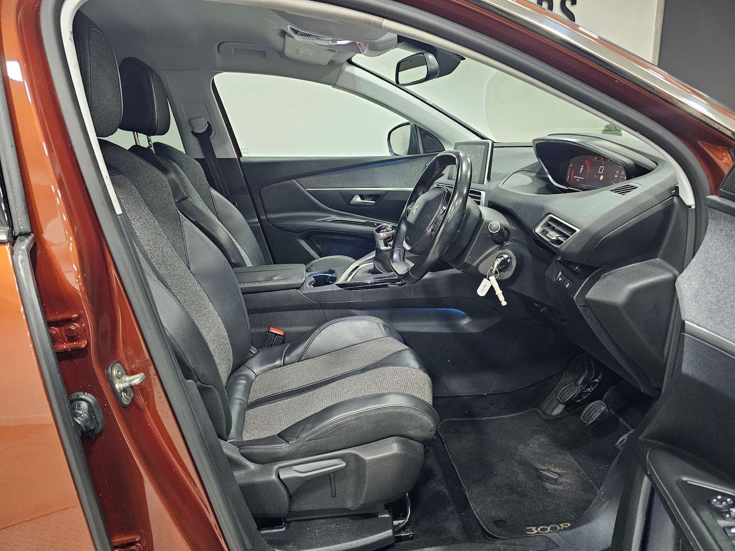 Used Peugeot 3008 2018 for sale - 76972363: Photo 3