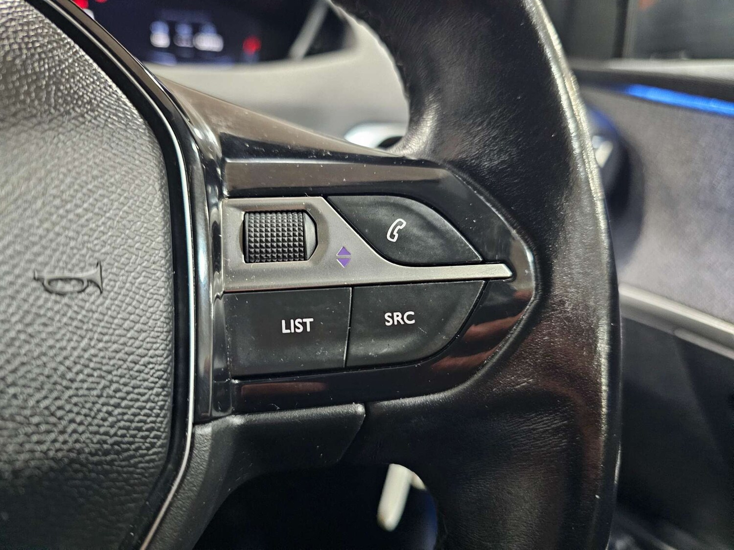 Used Peugeot 3008 2018 for sale - 76972363: Photo 60