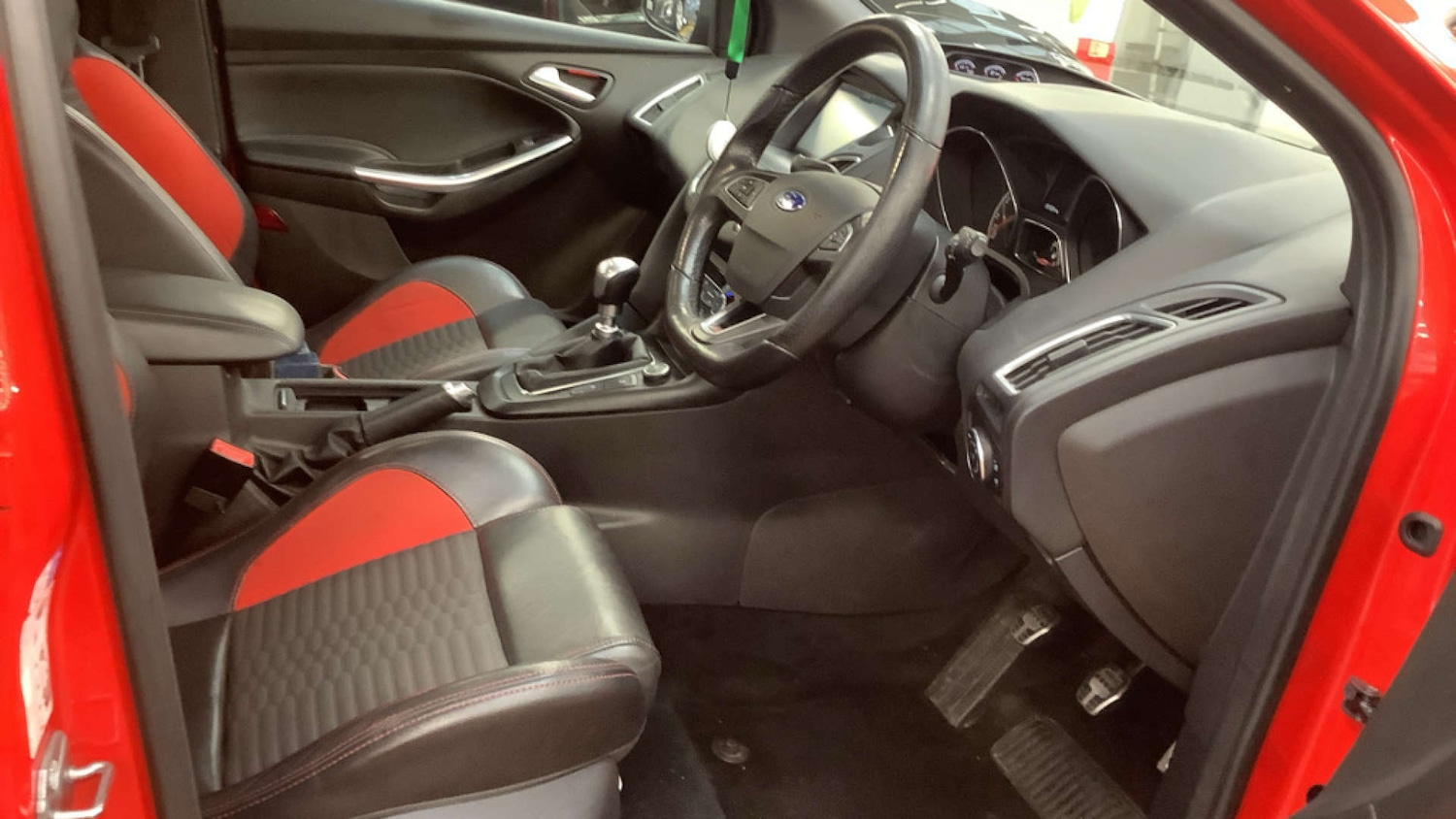 Used Ford Focus 2015 for sale - 77431844: Photo 12