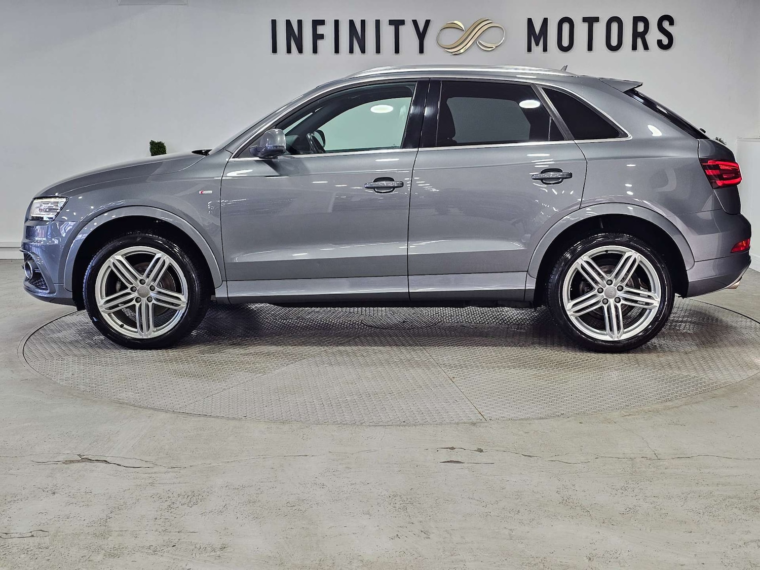 Used Audi Q3 2014 for sale - 76972366: Photo 19