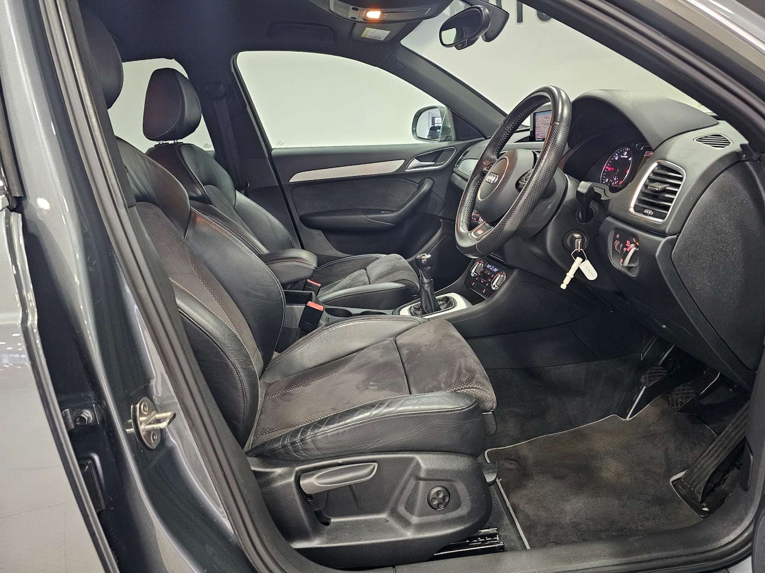 Used Audi Q3 2014 for sale - 76972366: Photo 3