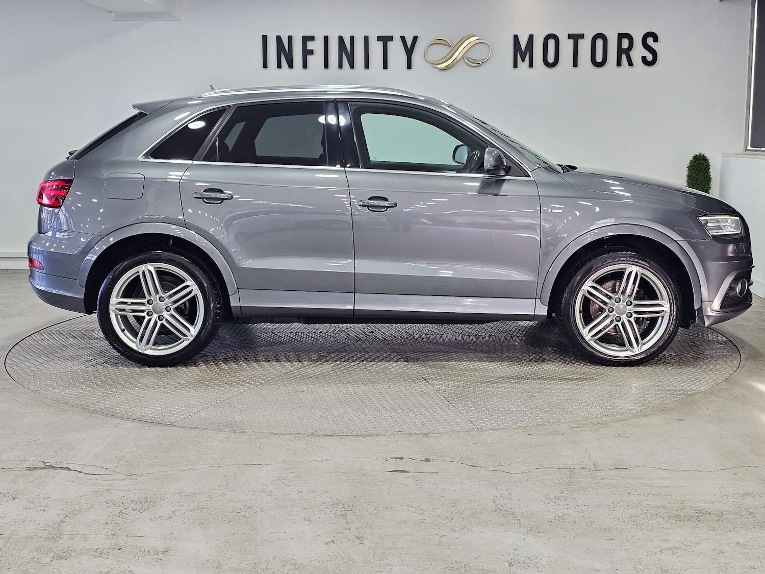 Used Audi Q3 2014 for sale - 76972366: Photo 34