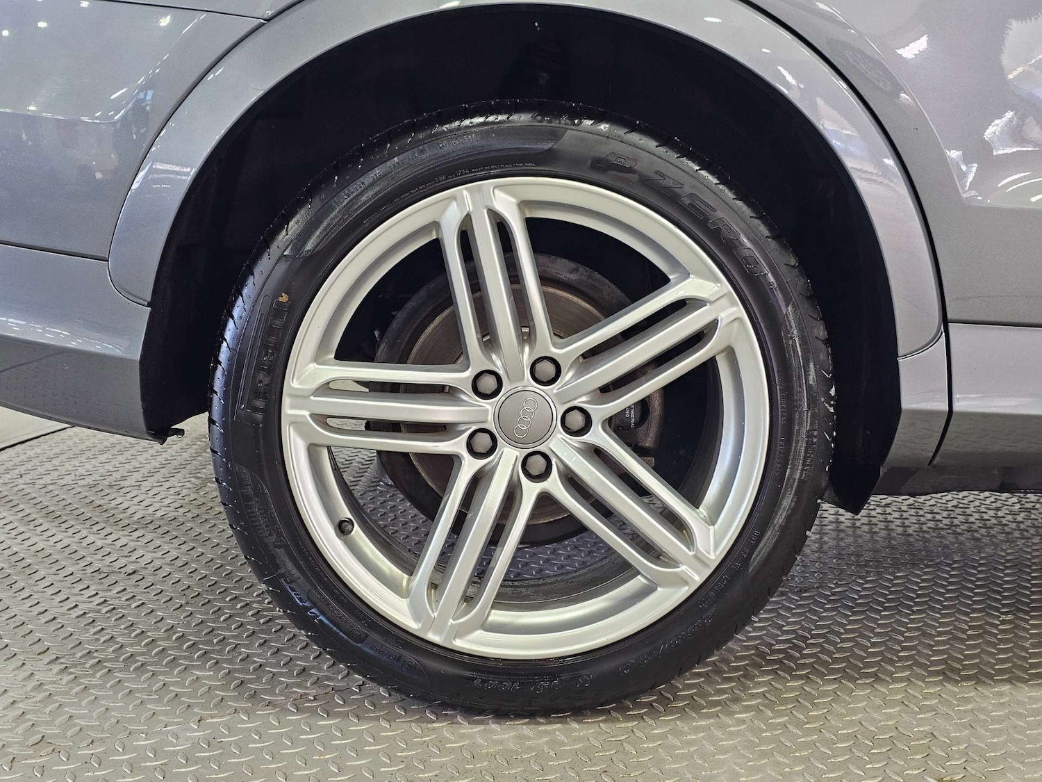 Used Audi Q3 2014 for sale - 76972366: Photo 37