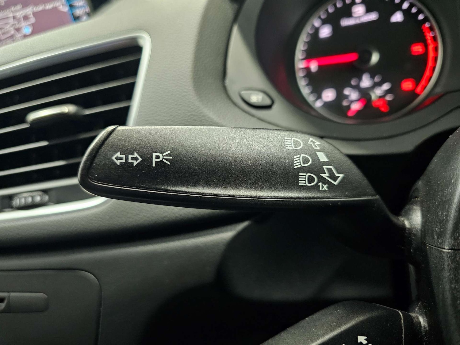 Used Audi Q3 2014 for sale - 76972366: Photo 61