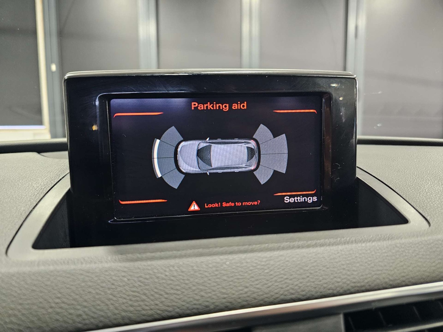 Used Audi Q3 2014 for sale - 76972366: Photo 7