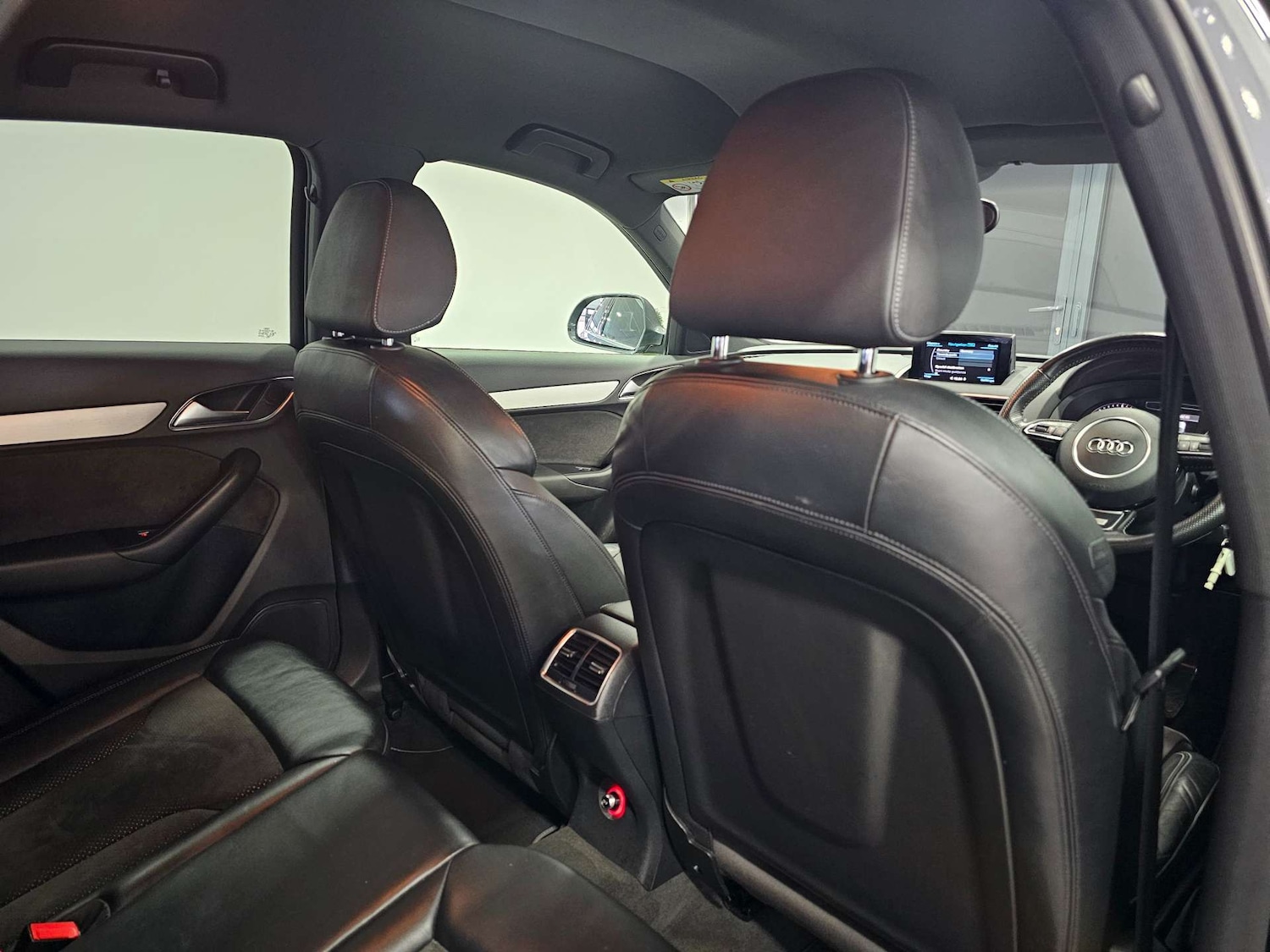 Used Audi Q3 2014 for sale - 76972366: Photo 80