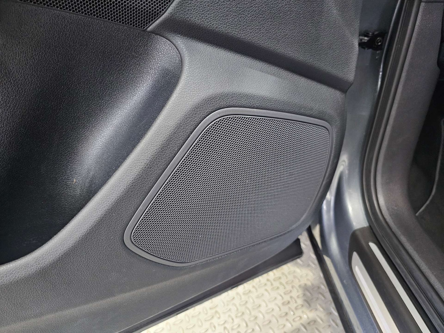 Used Audi Q3 2014 for sale - 76972366: Photo 93