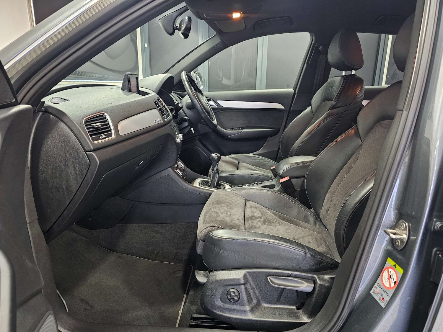 Used Audi Q3 2014 for sale - 76972366: Photo 94