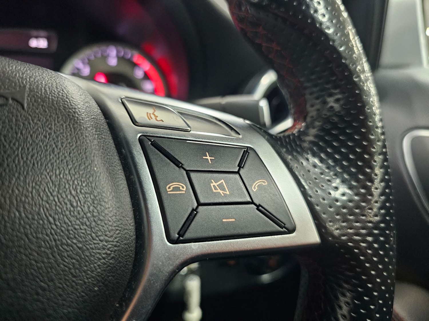 Used Mercedes-Benz A-Class 2014 for sale - 76972427: Photo 61