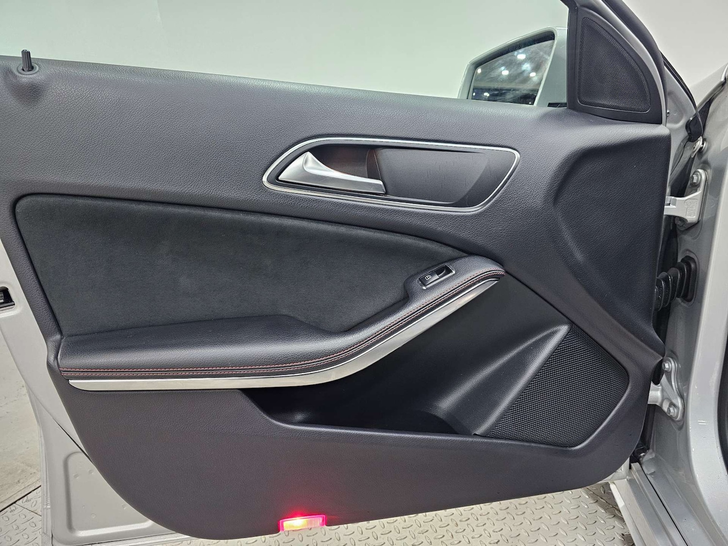 Used Mercedes-Benz A-Class 2014 for sale - 76972427: Photo 89