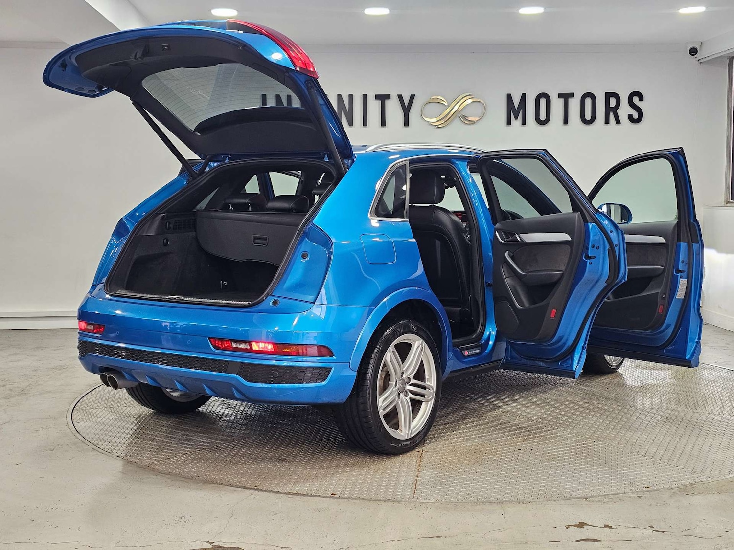 Used Audi Q3 2015 for sale - 77285492: Photo 40