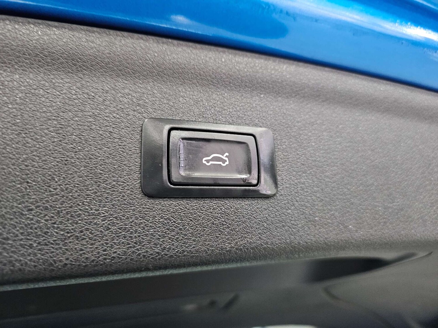 Used Audi Q3 2015 for sale - 77285492: Photo 44