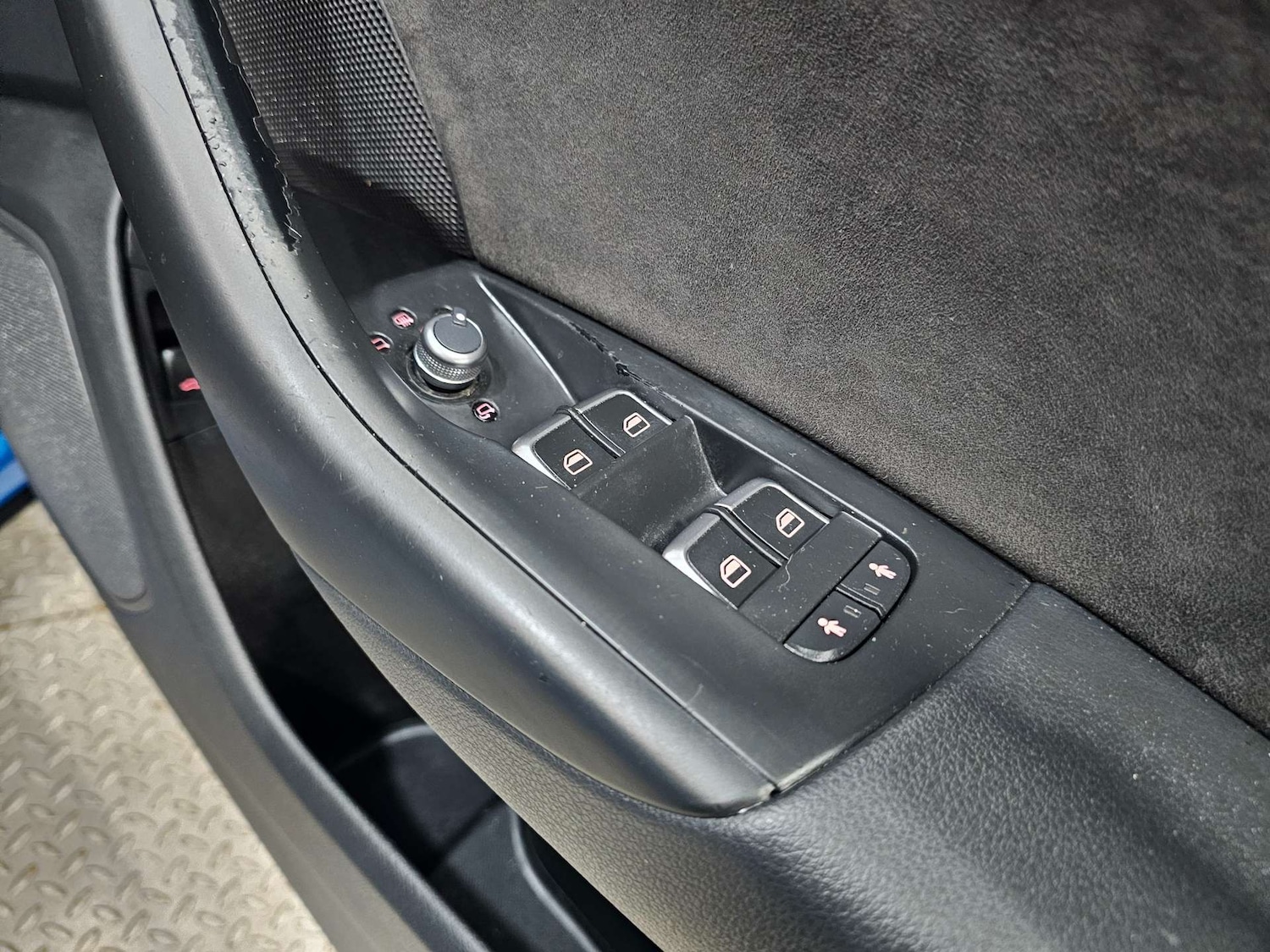 Used Audi Q3 2015 for sale - 77285492: Photo 45