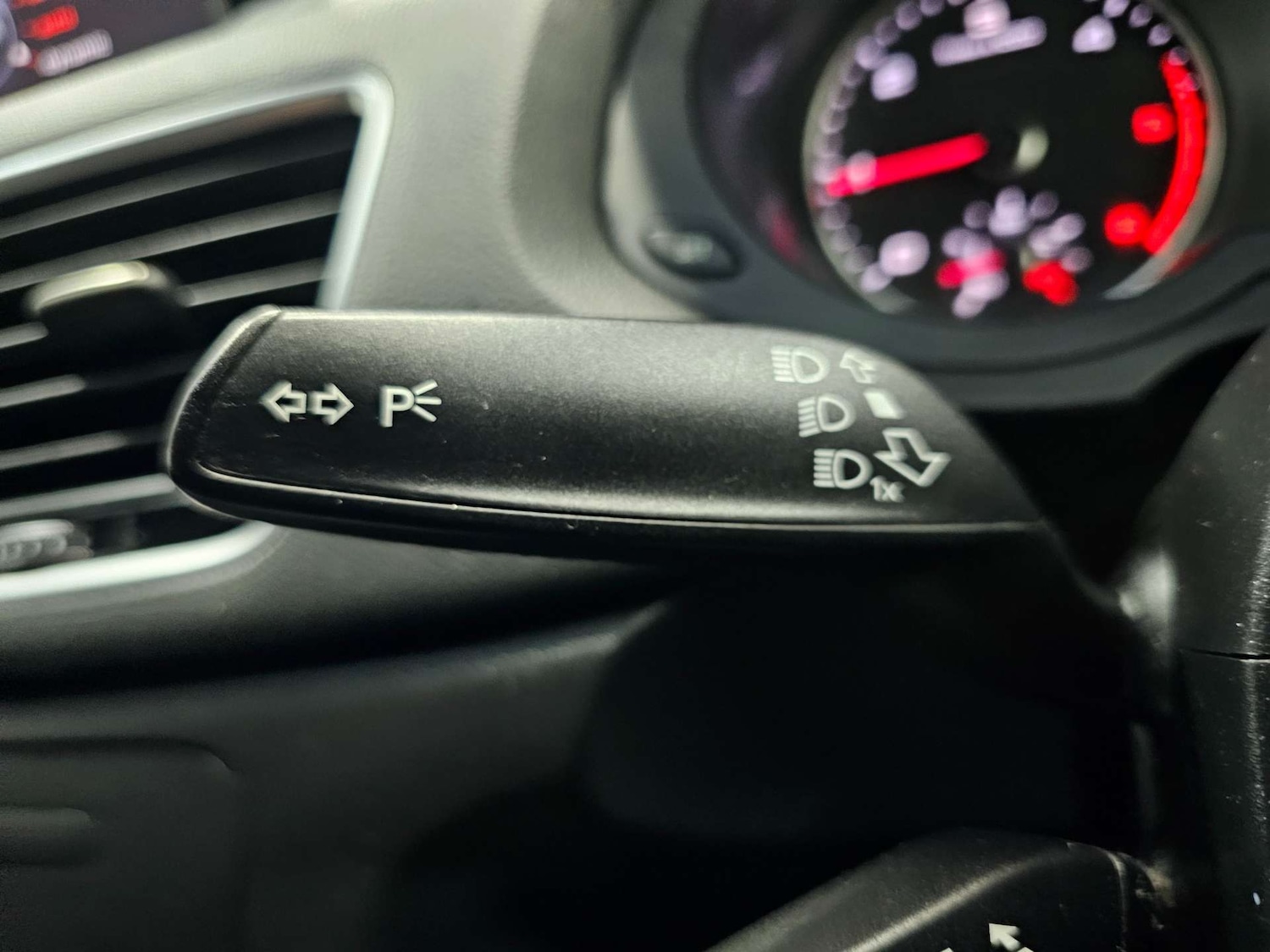 Used Audi Q3 2015 for sale - 77285492: Photo 56