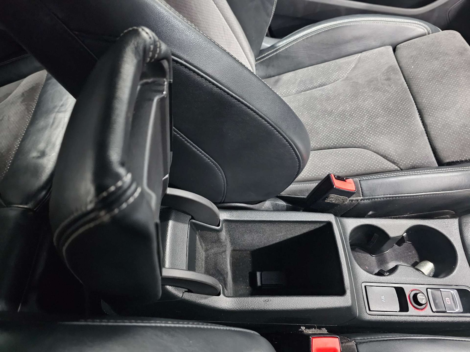 Used Audi Q3 2015 for sale - 77285492: Photo 59