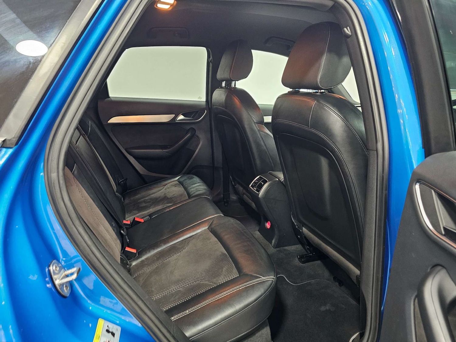 Used Audi Q3 2015 for sale - 77285492: Photo 69