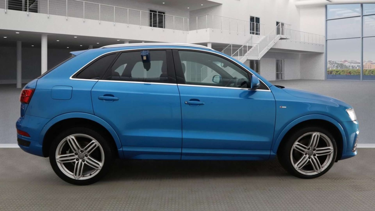 Used Audi Q3 2015 for sale - 77285492: Photo 7