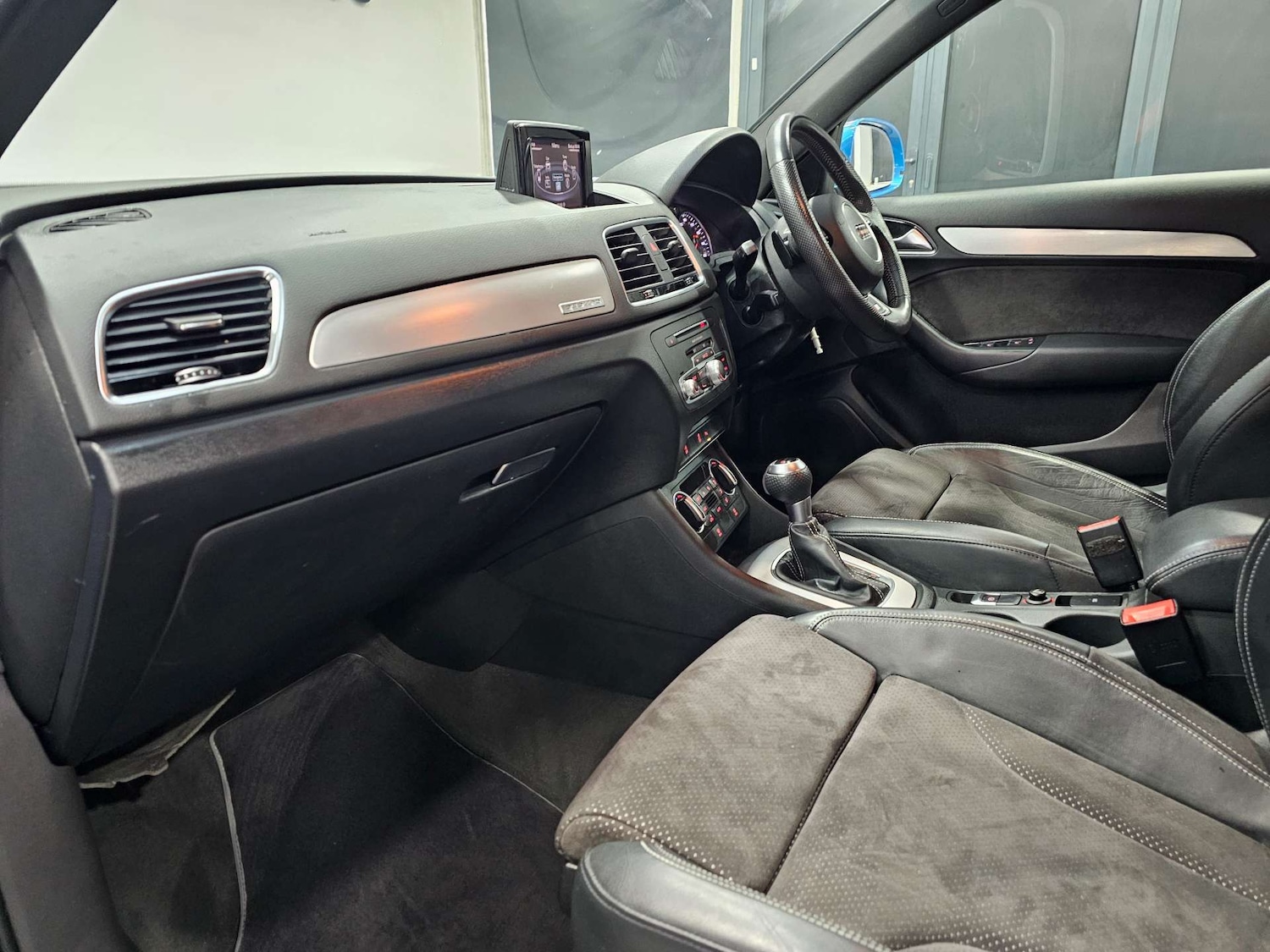 Used Audi Q3 2015 for sale - 77285492: Photo 78