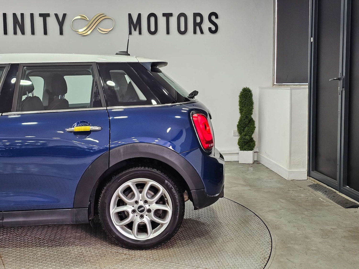 Used MINI Hatch 2017 for sale - 77336939: Photo 20