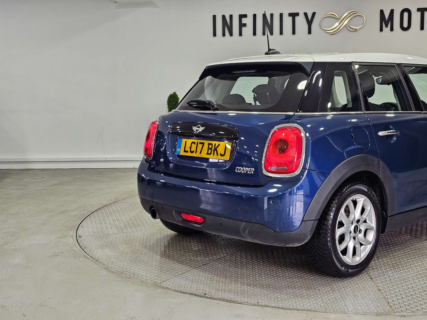 Used MINI Hatch 2017 for sale - 77336939: Photo 33