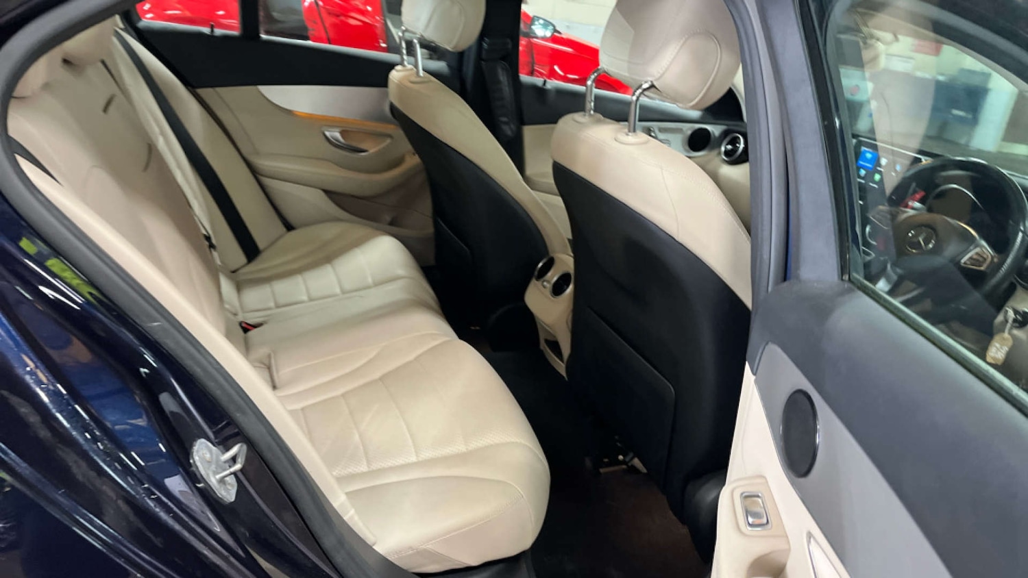 Used Mercedes-Benz C Class 2016 for sale - 77920616: Photo 11