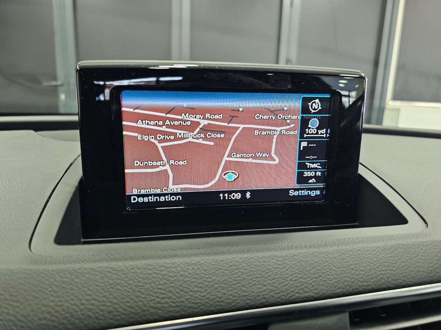 Used Audi Q3 2016 for sale - 76972394: Photo 2