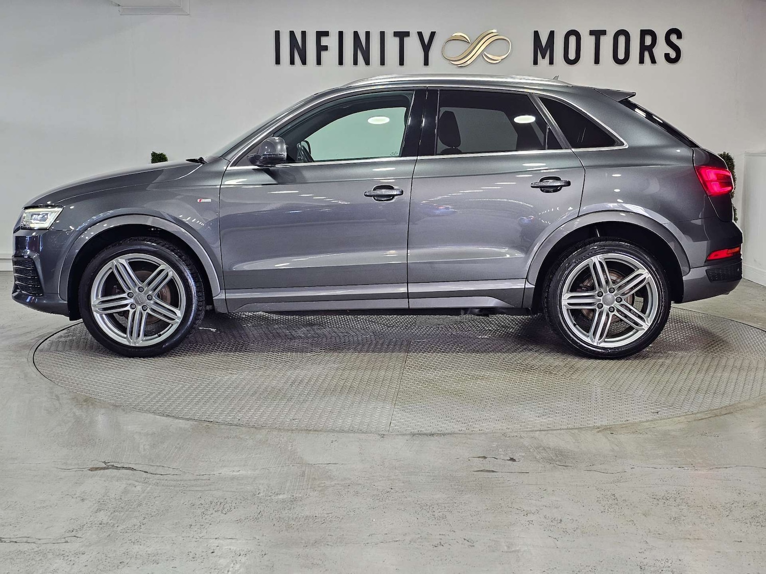 Used Audi Q3 2016 for sale - 76972394: Photo 20