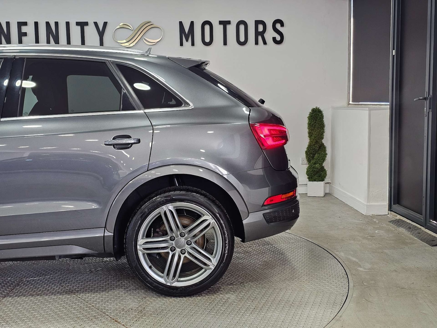 Used Audi Q3 2016 for sale - 76972394: Photo 21